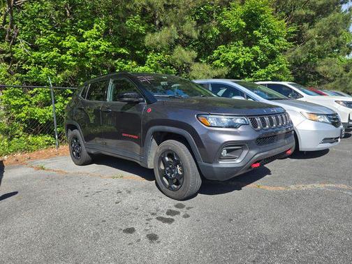 Black Clearcoat 2024 Jeep Compass Trailhawk