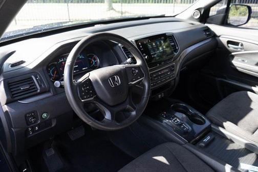 2022 Honda Pilot 2WD Sport