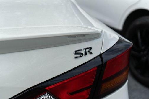 2022 Nissan Altima SR FWD