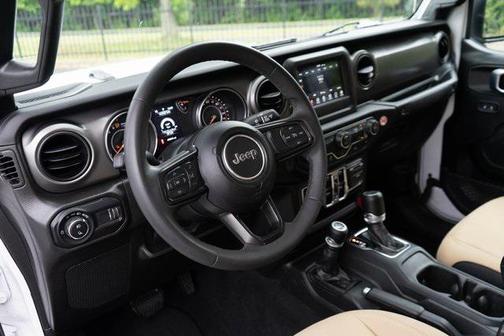 2023 Jeep Gladiator Sport S