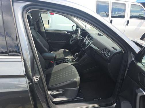 2024 Volkswagen Tiguan 2.0T SE 4MOTION