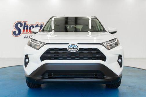 Pearl 2024 Toyota RAV4 XLE Premium