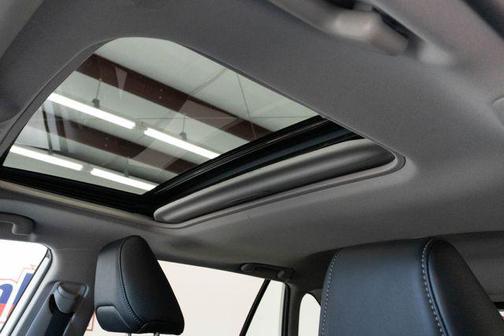 Pearl 2024 Toyota RAV4 XLE Premium