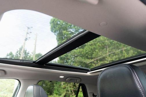 2023 Honda Pilot Touring 8-Passenger