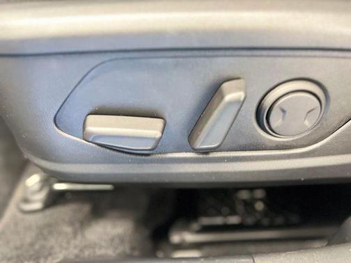 Quartz White 2022 Hyundai TUCSON Hybrid Limited
