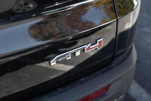 2024 GMC Acadia AWD AT4