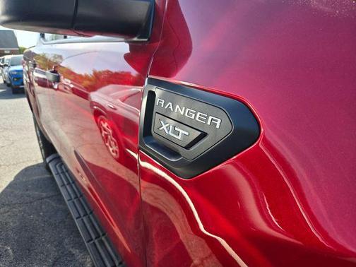 Rapid Red Metallic Tinted Clearcoat 2021 Ford Ranger XLT