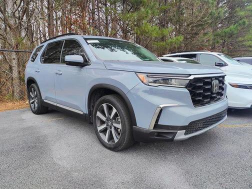 2024 Honda Pilot Touring 8-Passenger