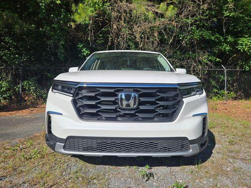 Platinum White Pearl 2023 Honda Pilot AWD EX-L 7 Passenger