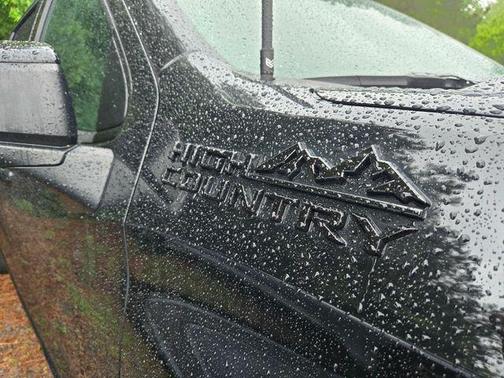Black 2024 Chevrolet Silverado 1500 High Country