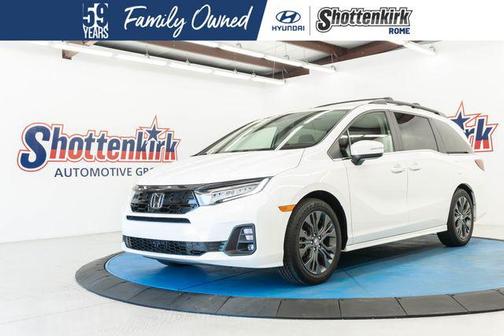 Platinum White 2025 Honda Odyssey Touring