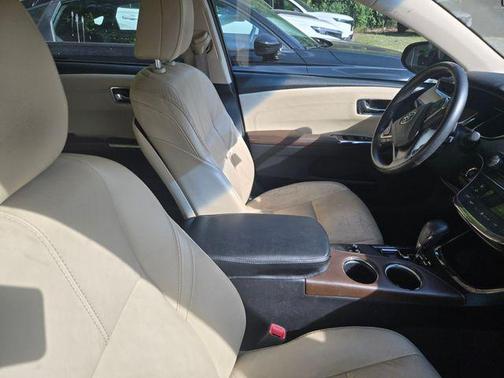 Creme Brulee 2014 Toyota Avalon XLE