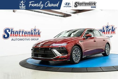 2025 Hyundai SONATA Hybrid Limited