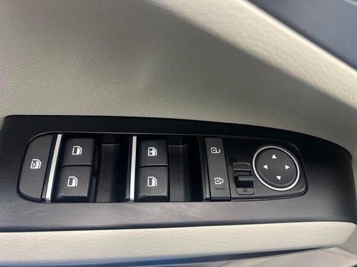 Steel Gray 2025 Kia Soul EX