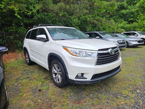 Blizzard Pearl 2015 Toyota Highlander XLE