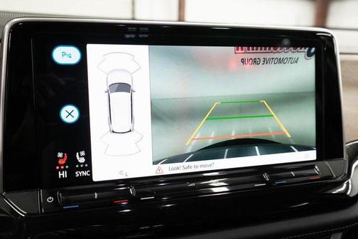 2025 Volkswagen Atlas 2.0T SE w/Technology 4MOTION