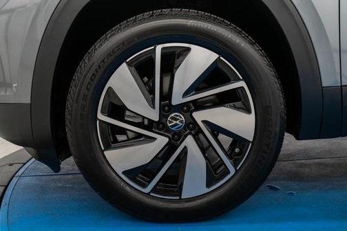 2025 Volkswagen Atlas 2.0T SE w/Technology 4MOTION