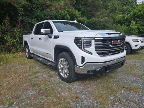 Summit White 2025 GMC Sierra 1500 SLT