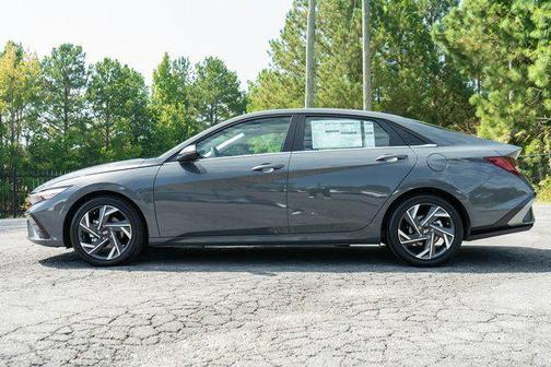 Ecotronic Gray 2025 Hyundai ELANTRA Limited