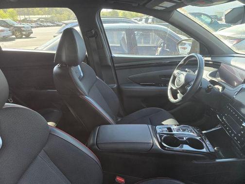 Black Pearl 2024 Hyundai TUCSON Hybrid N Line