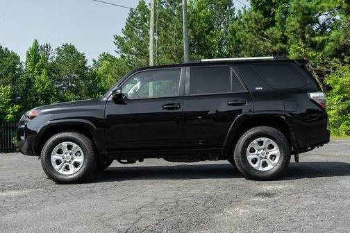 2024 Toyota 4Runner SR5