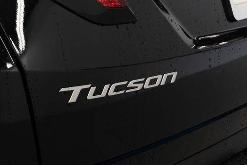 Phantom Black 2026 Hyundai TUCSON SEL