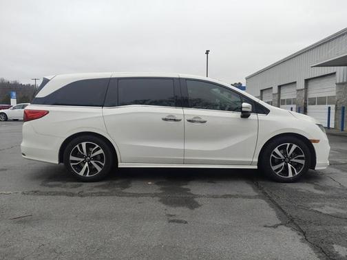 2019 Honda Odyssey Elite