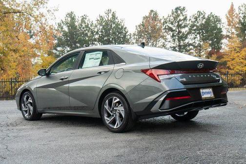 2026 Hyundai ELANTRA Limited
