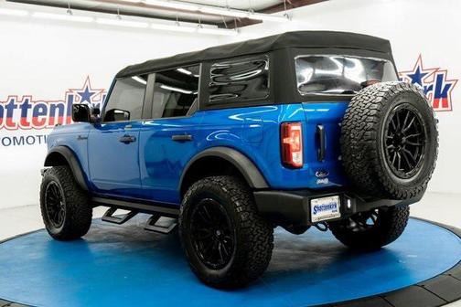 2021 Ford Bronco Base