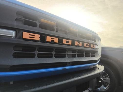 2021 Ford Bronco Base