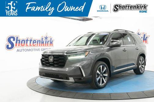 Gray 2023 Honda Pilot Touring 8-Passenger