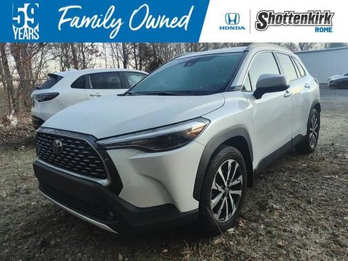 2022 Toyota Corolla Cross XLE