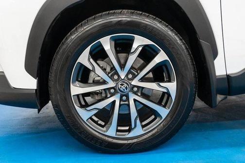 2022 Toyota Corolla Cross XLE
