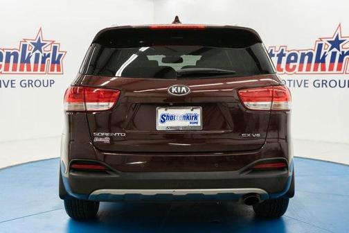 2018 Kia Sorento EX