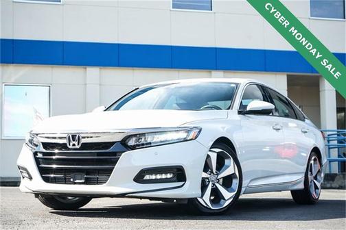 Photo 1 of 33 of 2018 Honda Accord Touring 2.0T