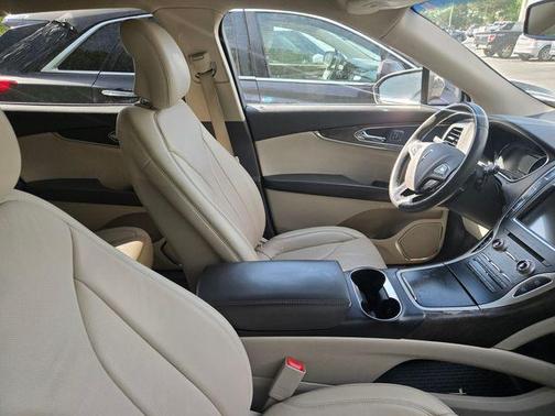 Magnetic Gray Metallic 2017 Lincoln MKX Reserve