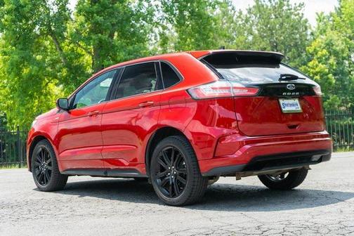 2022 Ford Edge ST Line