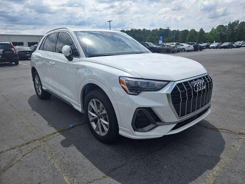 Ibis White 2021 Audi Q3 45 S line Premium