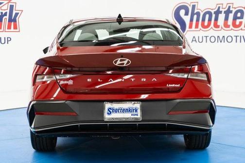 2026 Hyundai ELANTRA Limited
