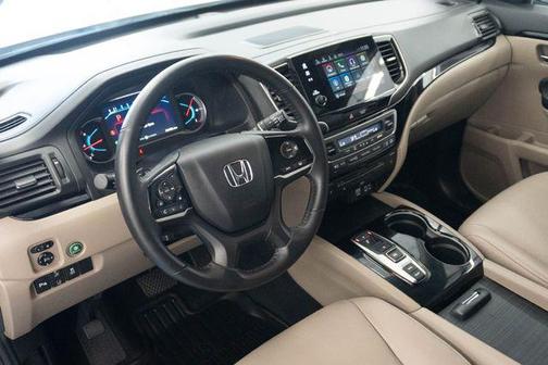 Platinum White Pearl 2021 Honda Pilot Touring 8-Passenger