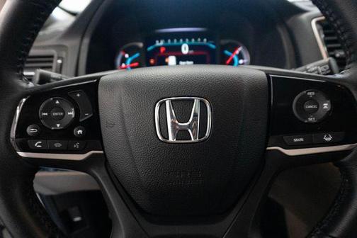 Platinum White Pearl 2021 Honda Pilot Touring 8-Passenger