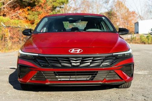 2025 Hyundai ELANTRA Sport