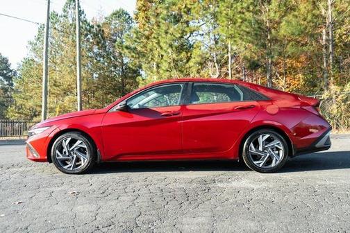 2025 Hyundai ELANTRA Sport