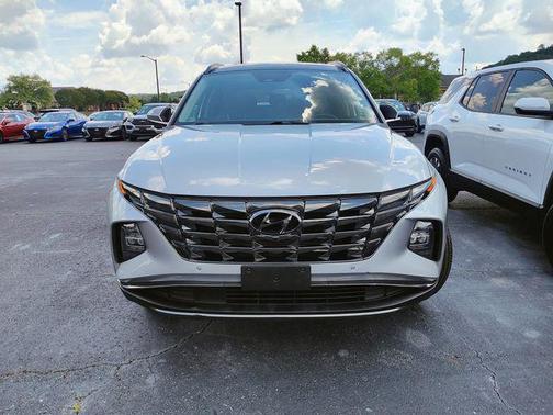 Shimmering Silver 2024 Hyundai TUCSON Limited