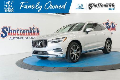 Bright Silver Metallic 2020 Volvo XC60 T6 Inscription