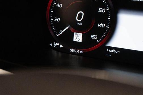 Bright Silver Metallic 2020 Volvo XC60 T6 Inscription