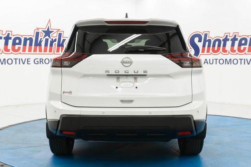 Everest White Pearl 2024 Nissan Rogue S