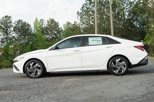2025 Hyundai ELANTRA Sport
