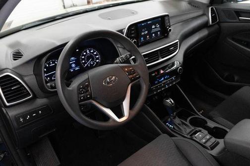 Black Noir Pearl 2020 Hyundai TUCSON SEL