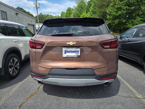Copper Bronze Metallic 2024 Chevrolet Blazer 2LT